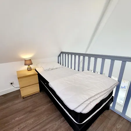 T3 Avec Mezzanine, Balcon Et Garage Au Centre Des Sables-d'olonne - Fr-1-92-883 * Les Sables-d'Olonne