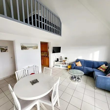 T3 Avec Mezzanine, Balcon Et Garage Au Centre Des Sables-d'olonne - Fr-1-92-883 Apartment