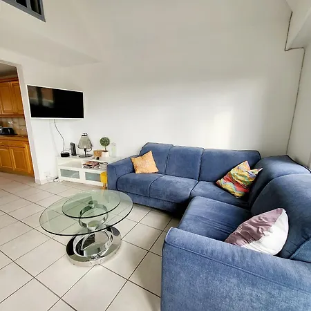T3 Avec Mezzanine, Balcon Et Garage Au Centre Des Sables-d'olonne - Fr-1-92-883 *