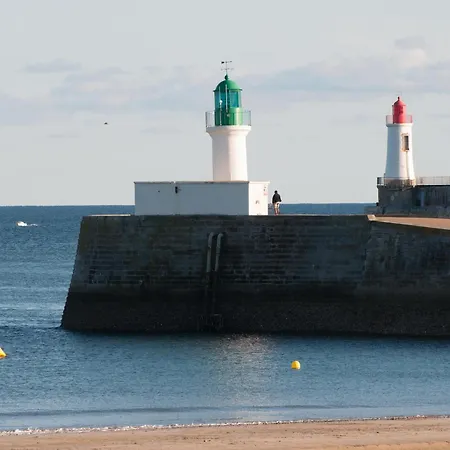 T3 Avec Mezzanine, Balcon Et Garage Au Centre Des Sables-d'olonne - Fr-1-92-883