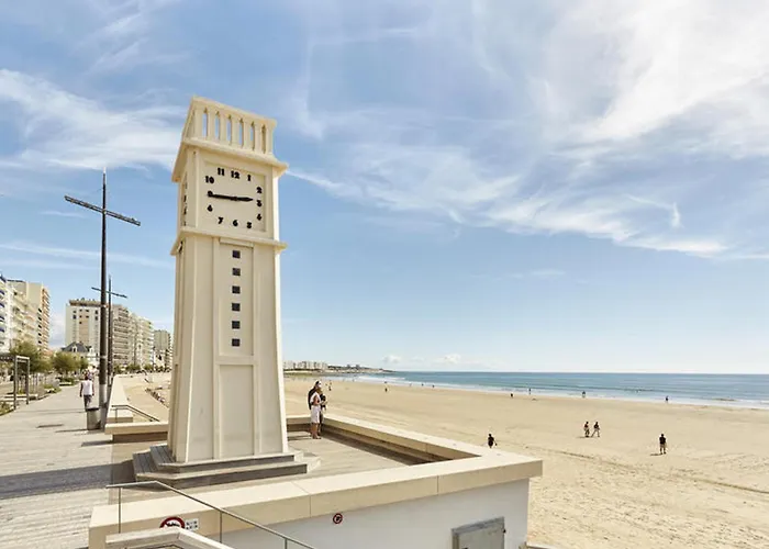 T3 Avec Mezzanine, Balcon Et Garage Au Centre Des Sables-d'olonne - Fr-1-92-883 Les Sables-dʼOlonne